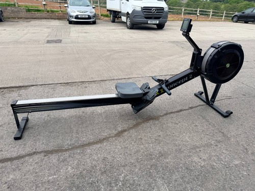 Concept indoor rower rowing - d2,